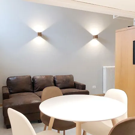 The Bright Nest Апартаменты