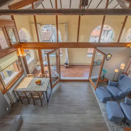 The Bright Nest Apartamento *